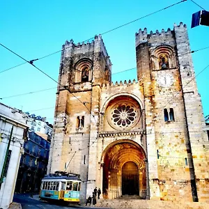 Alfama - Δωμάτια σε οικογενειακή κατοικία Lisboa