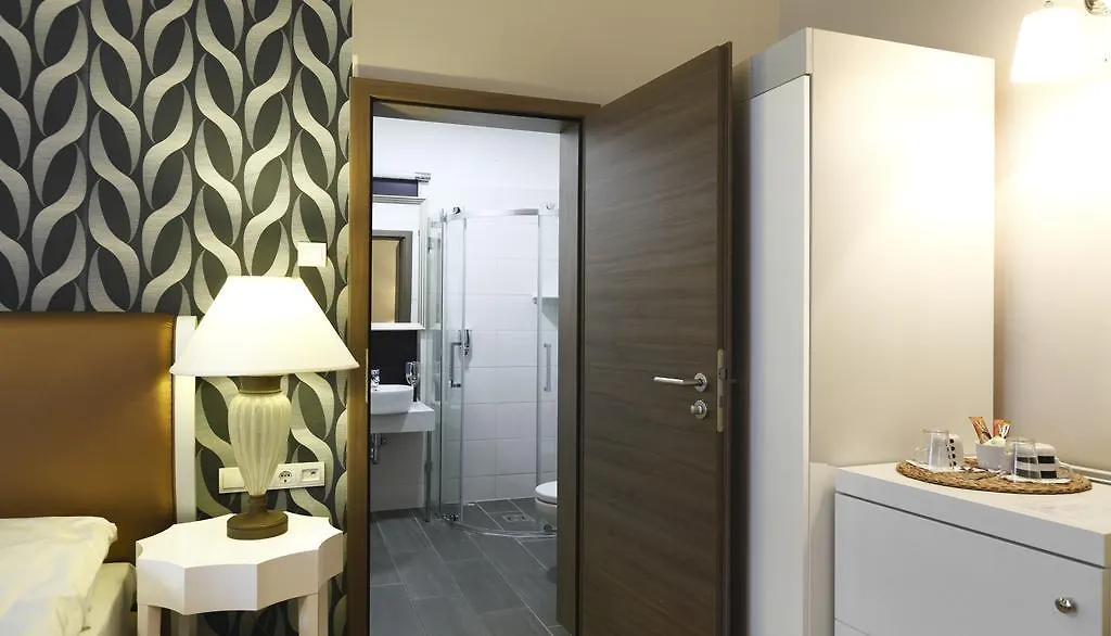 House Octogon Aparthotel Budapest 3*,  Hungary